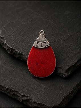 Vintage 925 Sterling Silver Red Coral Teardrop Pendant Necklace • 18” Chain